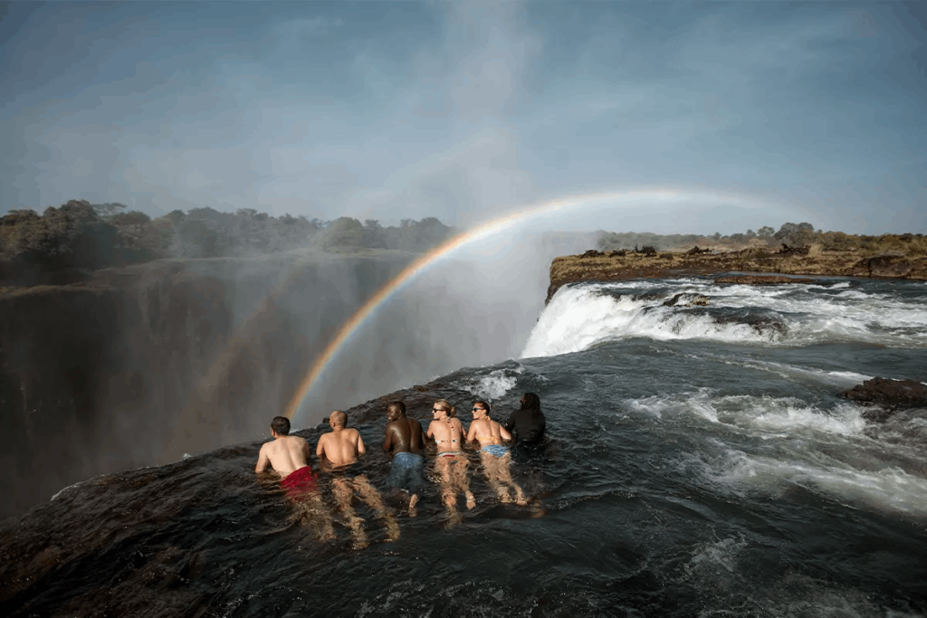 What is the best month to Victoria FallsVictoria Falls